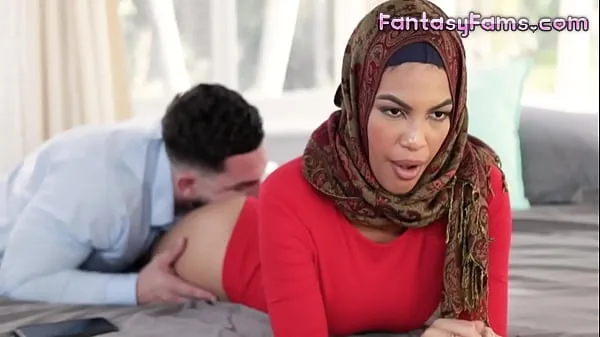 XXX Fucking Muslim Converted Stepsister With Her Hijab On - Maya Farrell, Peter Green - Family Strokes top Videos