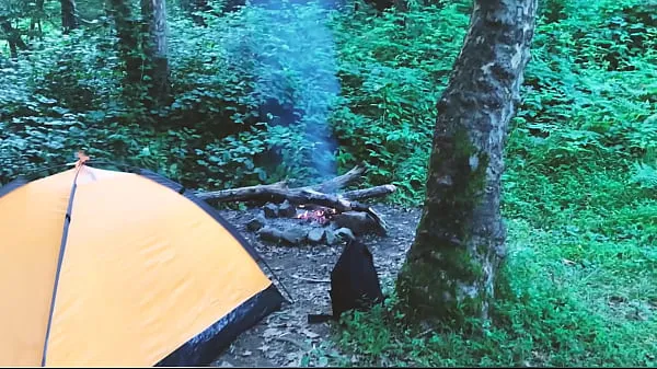 XXX Teen sex in the forest, in a tent. REAL VIDEO κορυφαία βίντεο