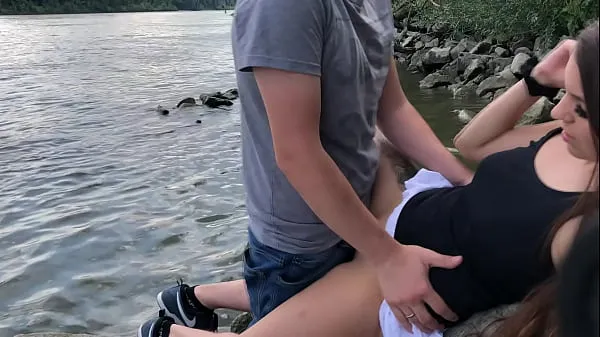 XXX Ultimate Outdoor Action at the Danube with Cumshot top videa