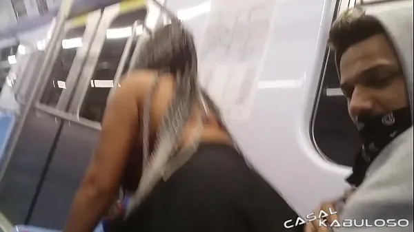 XXX Taking a quickie inside the subway - Caah Kabulosa - Vinny Kabuloso top Vídeos