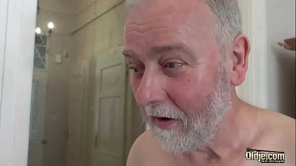 XXX White hair old man has sex with nympho teen that wants his cock insider her en iyi Videolar
