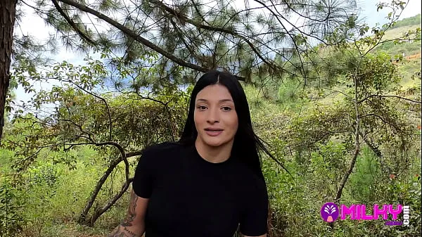 XXX Offering money to sexy girl in the forest in exchange for sex - Salome Gil top Vidéos