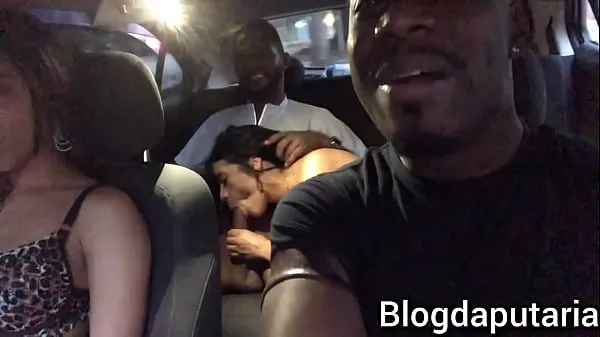 XXX Couple makes up to fuck inside the couple's car, fucking loka and I end up giving shit Video teratas
