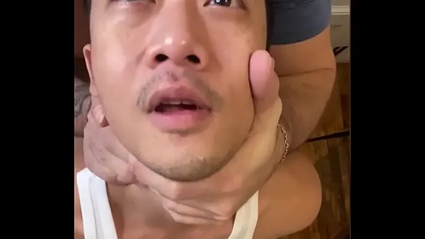 XXX Hot bodybuilder fucks Athletic fit Asian bottom raw on 4myFans en iyi Videolar