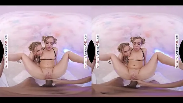 XXX Bubble butts want your big dick for an anal threesome legnépszerűbb videók