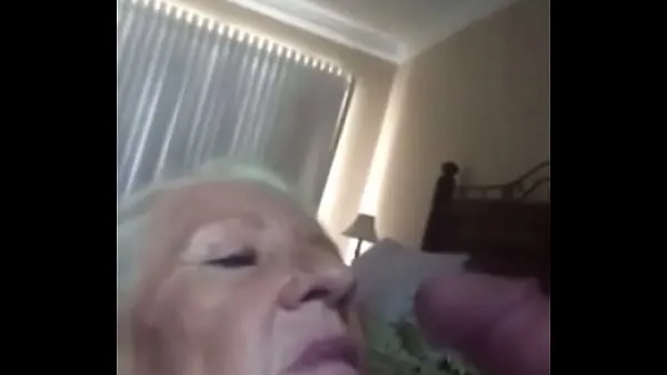 XXX Granny take the juice najboljših videoposnetkov