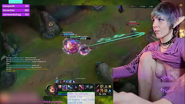 XXX Gamer Girl Crushes it as Jinx on LoL! (Tricky Nymph on CB toppvideoer