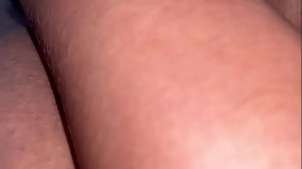 XXX brunette fingering top videa