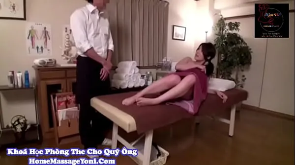 XXX go to stimulating yoni massage spa Video teratas