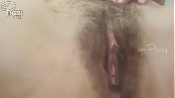 XXX Asian college girl rubs her pussy on camera en iyi Videolar