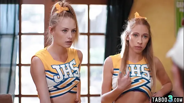 XXX Petite blonde teens Khloe Kapri and Kyler Quinn anal fucked by their coach κορυφαία βίντεο
