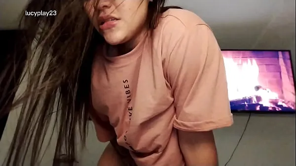 XXX سب سے اوپر کی ویڈیوز Horny Colombian model masturbating in her room