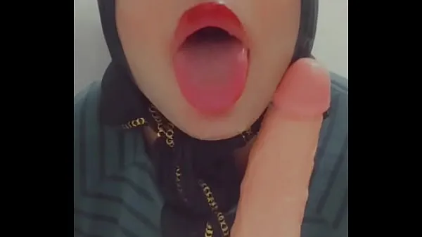 XXX Perfect and thick-lipped Muslim slut has very hard blowjob with dildo deep throat doing top Vídeos