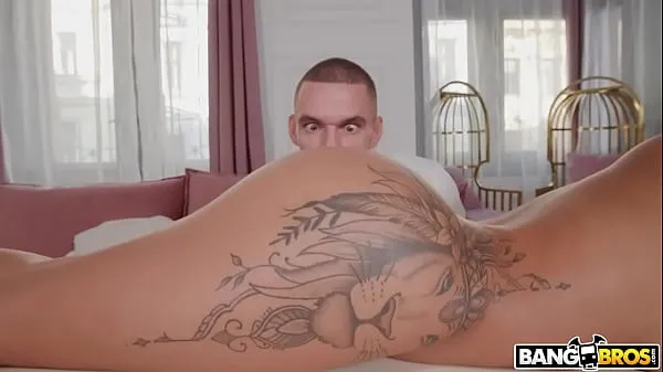 XXX Huge Tits Massage en iyi Videolar