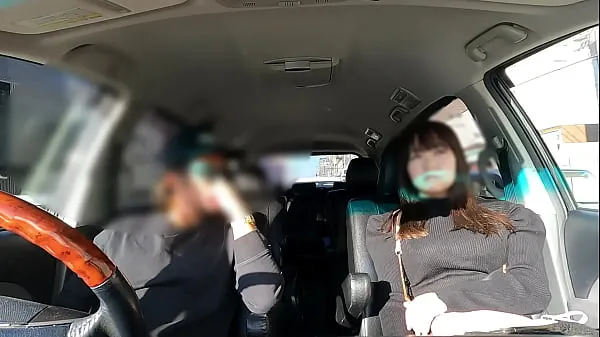 XXX Completely real Japanese [hidden shot] Neat but baby-faced big breasts that can be seen from the top of the knit Unexpected exposure confession "I want to have sex in the car" while driving and suddenly breaks out in car sex [Appearance] [Close toppvideoer