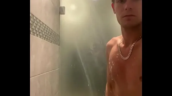 XXX Taking a gym shower - because I’m so dirty วิดีโอยอดนิยม