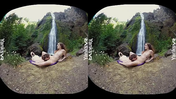 XXX Yanks VR Presents Hottie Lesbian Sierra Masturbating en iyi Videolar
