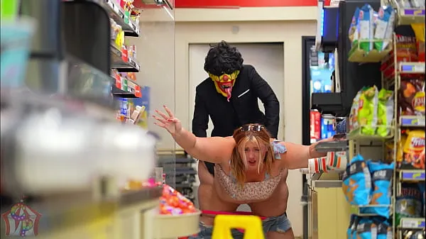 XXX Horny BBW Gets Fucked At The Local 7- Eleven Video teratas