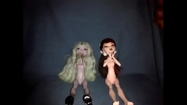XXX cum on monster high dolls top videoer