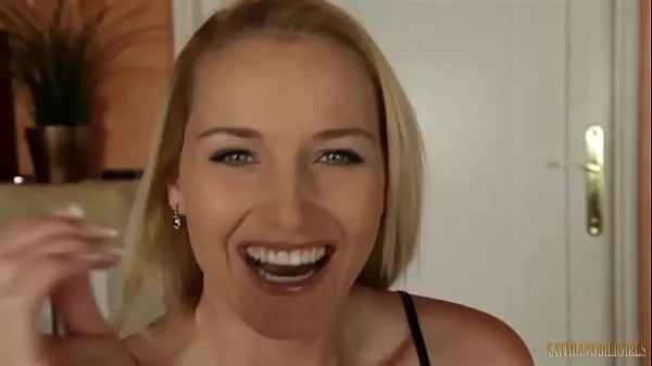 XXX step Mother discovers that her son has been seeing her naked, subtitled in Spanish, full video here najlepšie videá