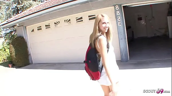 XXX Pickup for Fuck - Cute College Girl Renae Morgan get Big Dick inside najlepšie videá