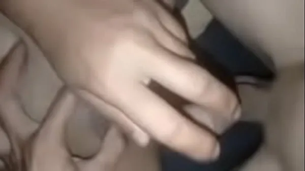 XXX Spreading the beautiful girl's pussy, giving her a cock to suck until the cum filled her mouth, then still pushing the cock into her clit, fucking her pussy with loud moans, making her extremely aroused, she masturbated twice and cummed a lot Video teratas
