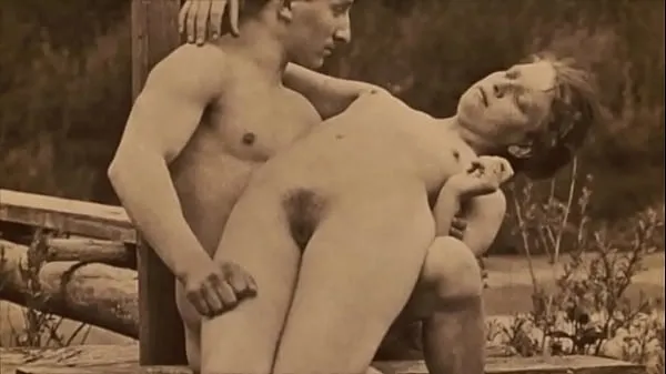 XXX Two Centuries of Vintage Pornography najboljših videoposnetkov