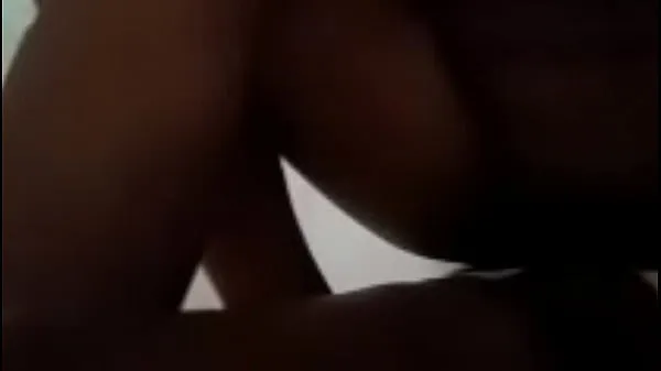 XXX سب سے اوپر کی ویڈیوز Fucking the pussy of a local girl, stuffing his cock in her clit until he squirts all over her pussy