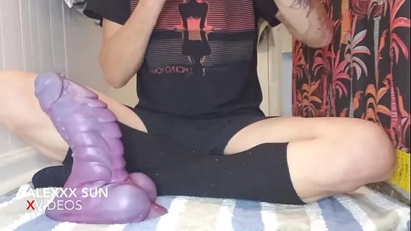 XXX Trying My New Favorite Toy: Flint by Bad Dragon Anal Fisting शीर्ष वीडियो